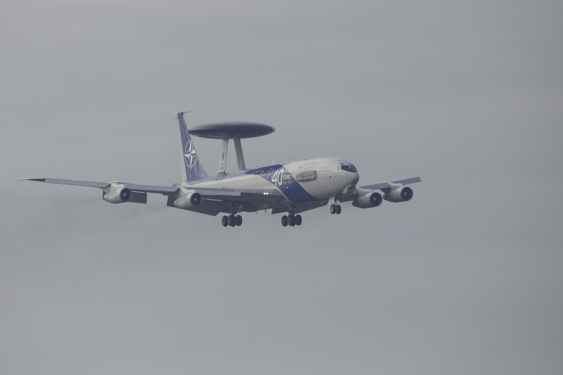 INSTANT_AWACS_OTOPENI_0000_INQUAM_Photos_George_Calin