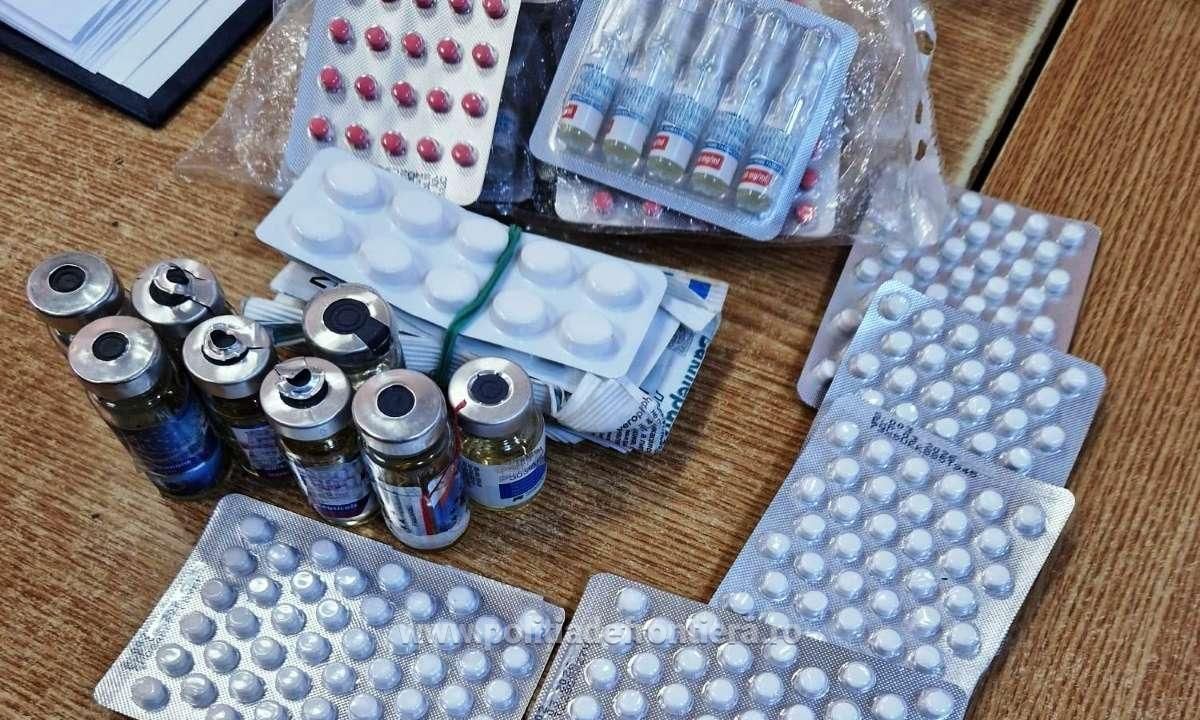 Un traficant de anabolizante din Rep. Moldova s-a dat singur de gol la vamă. A devenit extrem de agitat la vederea polițiștilor