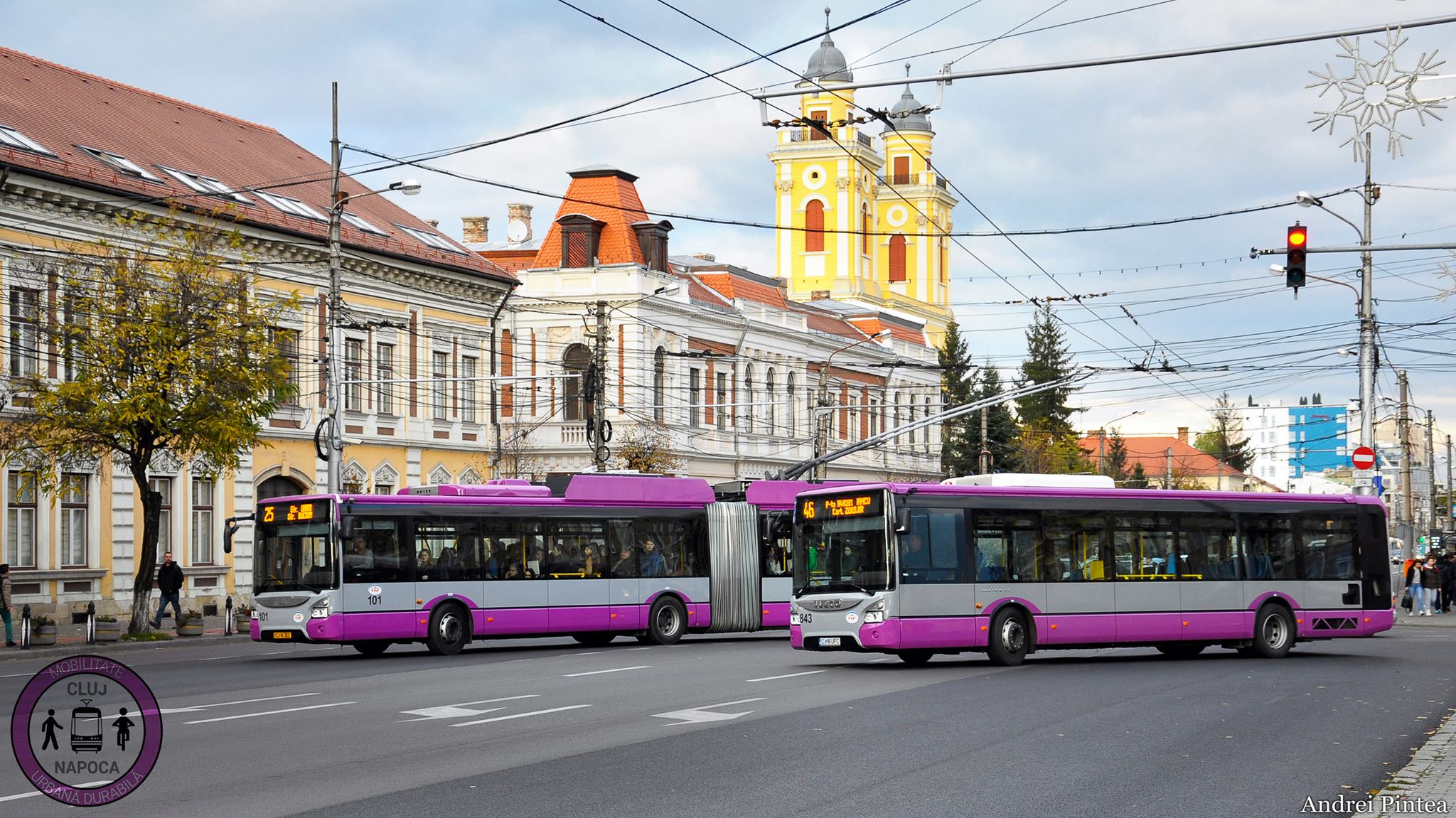 Cât costă transportul public în marile orașe. Pentru 1 leu în Cluj-Napoca mergi 10 minute cu autobuzul, iar în Iași de 4 ori mai mult