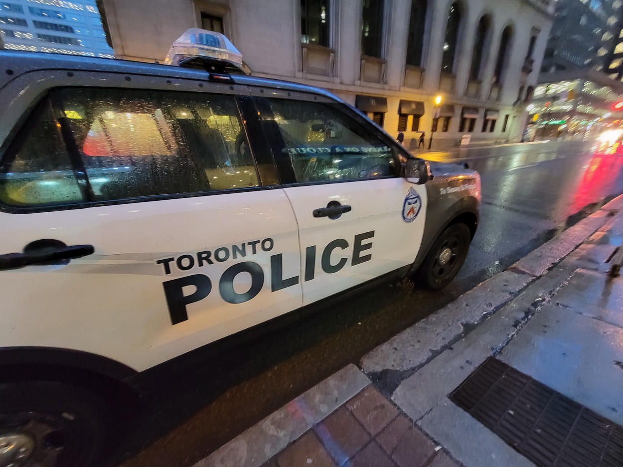 Cine este bărbatul încolțit pe stradă și ucis de 8 adolescente în Toronto. Motivul incredibil al crimei