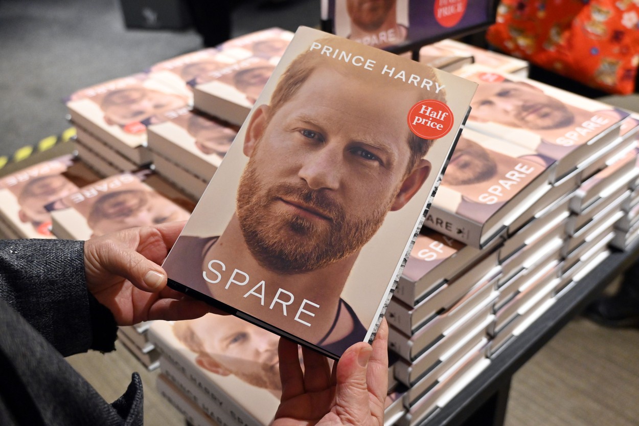 Autobiografia prinţului Harry este cartea de non-ficţiune cu cele mai mari vânzări în ziua lansării