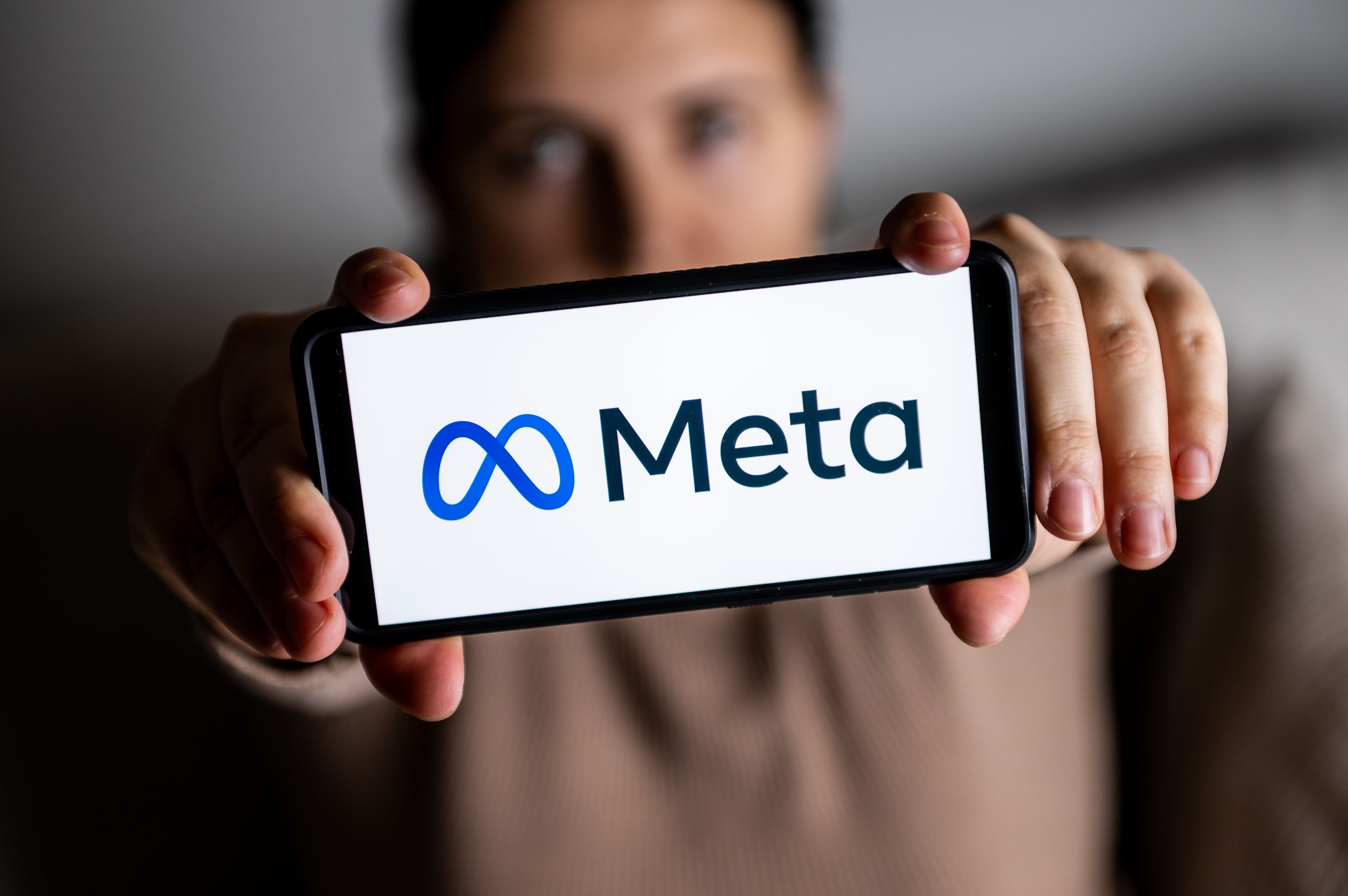 Europenii care nu vor reclame pe Facebook și Instagram ar putea plăti abonamente. Planurile Meta pentru utilizatorii din UE