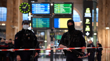 Atac cu cuțitul în gara centrală din Paris