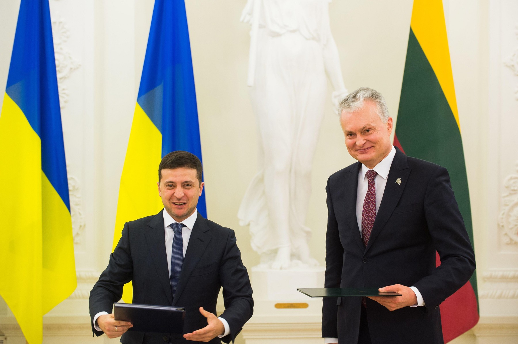 Lituania va trimite Ucrainei sisteme antiaeriene