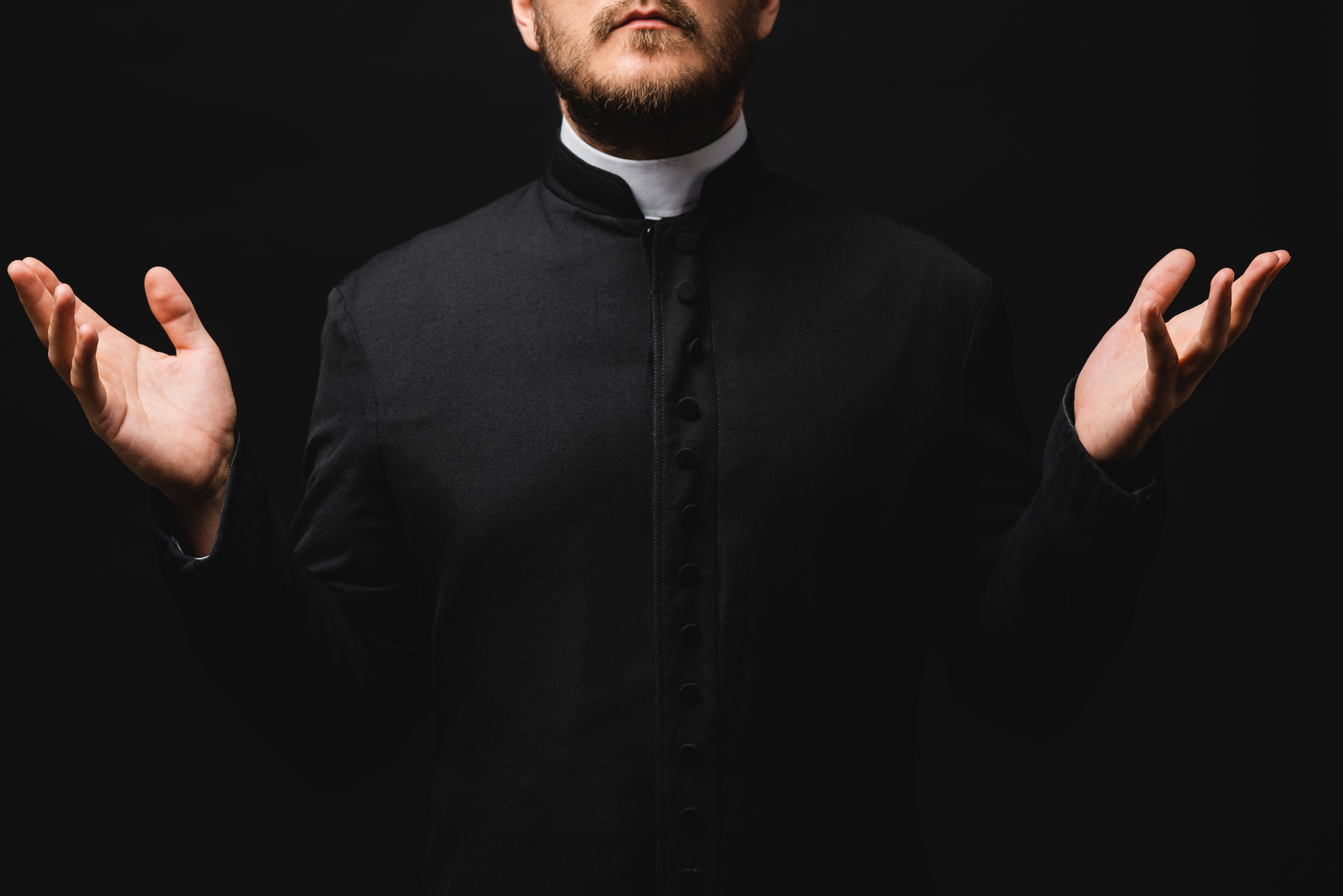 Bărbatul din Giurgiu prins în timp ce se masturba în mașină este preot. Prima reacție a Episcopiei