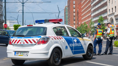 Un bărbat a ucis un polițist și a rănit alți doi, în Budapesta