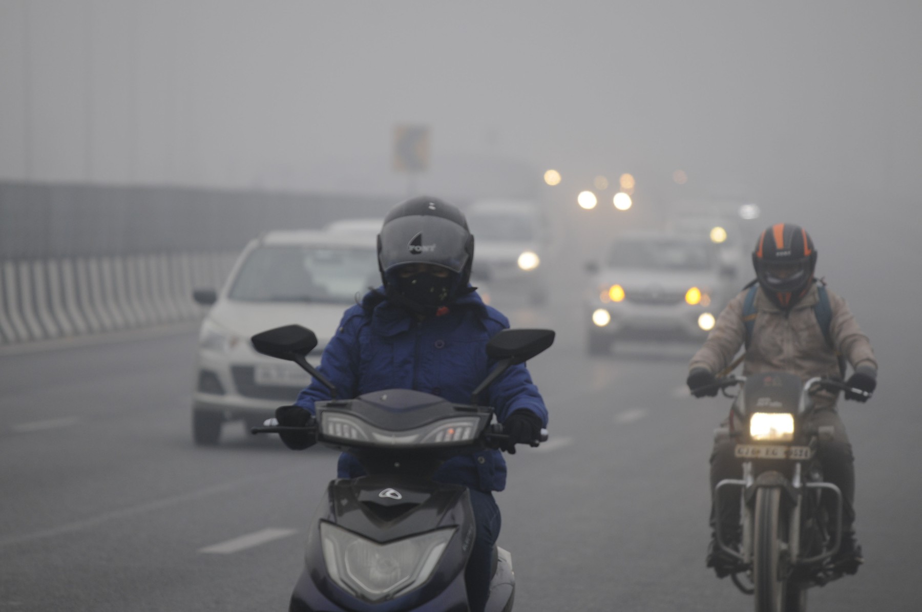 Avertizare meteo, emisă de ANM. Cod galben de ceață și polei în mai multe județe din țară