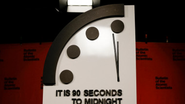 Ceasul apocalipsei potrivit la 90 de secunde până la miezul nopţii în 24 ianuarie 2023.
