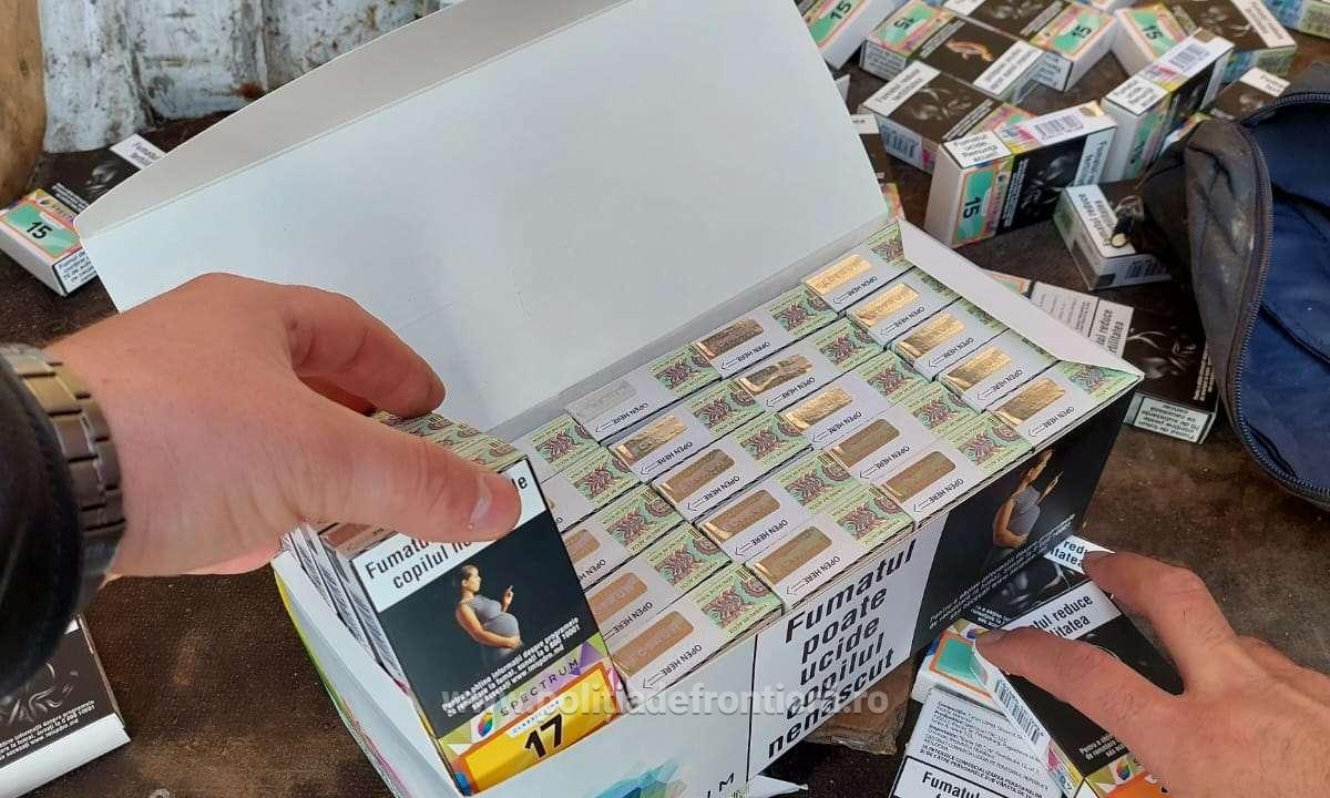 "Ion din Vaslui" a rămas fără tutun de narghilea la petrecere după ce Poliția de Frontieră a găsit marfa ascunsă într-un microbuz