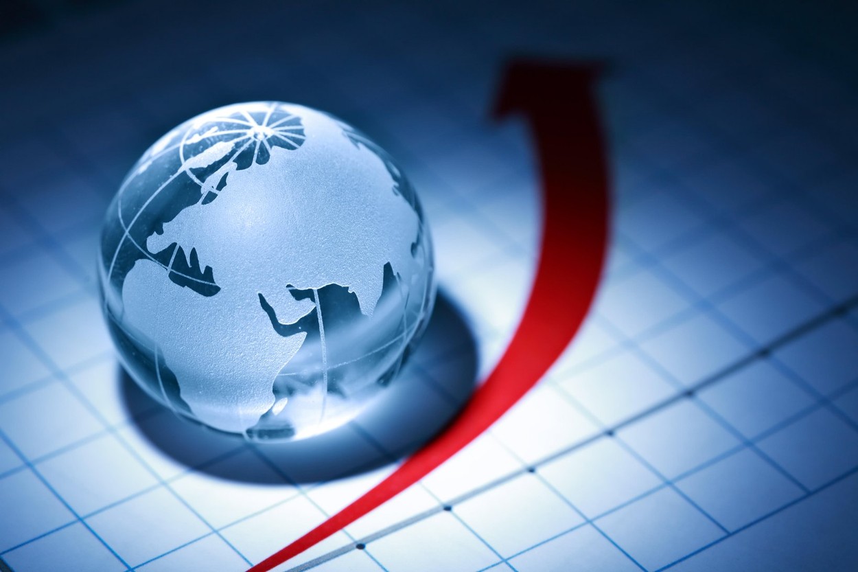 ONU estimează că economia mondială se va redresa în 2024