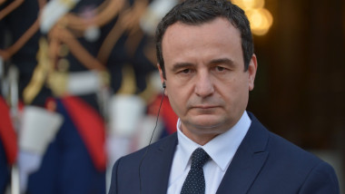 Albin Kurti, premierul din Kosovo, în timpul unei vizite în Franţa.