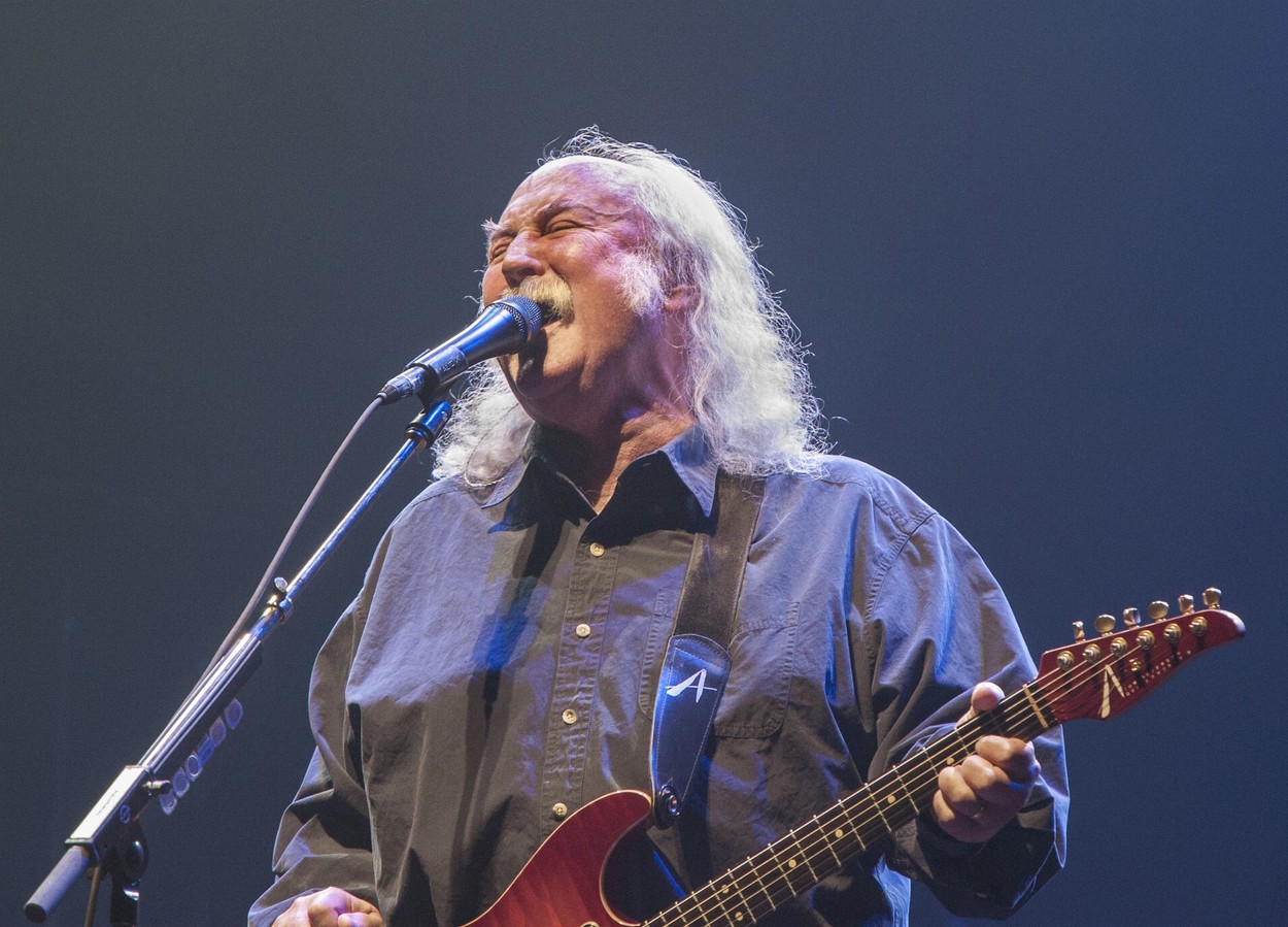 A murit legenda rockului american David Crosby