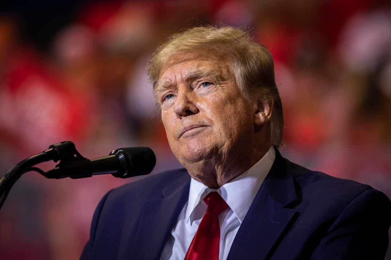 A început procesul împotriva lui Donald Trump, în care este acuzat că ar fi violat o jurnalistă în anii ’90