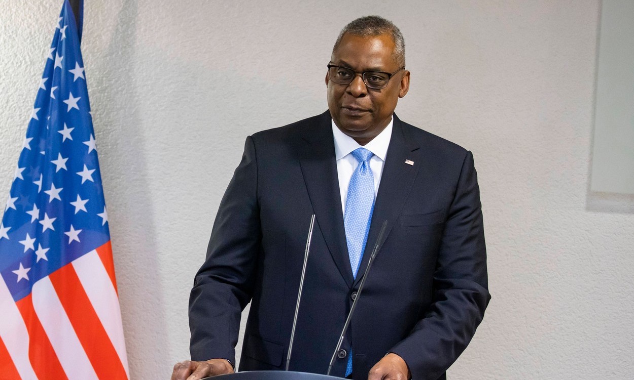 Reuniune crucială NATO în Germania. Lloyd Austin: „Istoria ne privește. Nu renunțăm”. Zelenski: „Kremlinul trebuie să piardă”