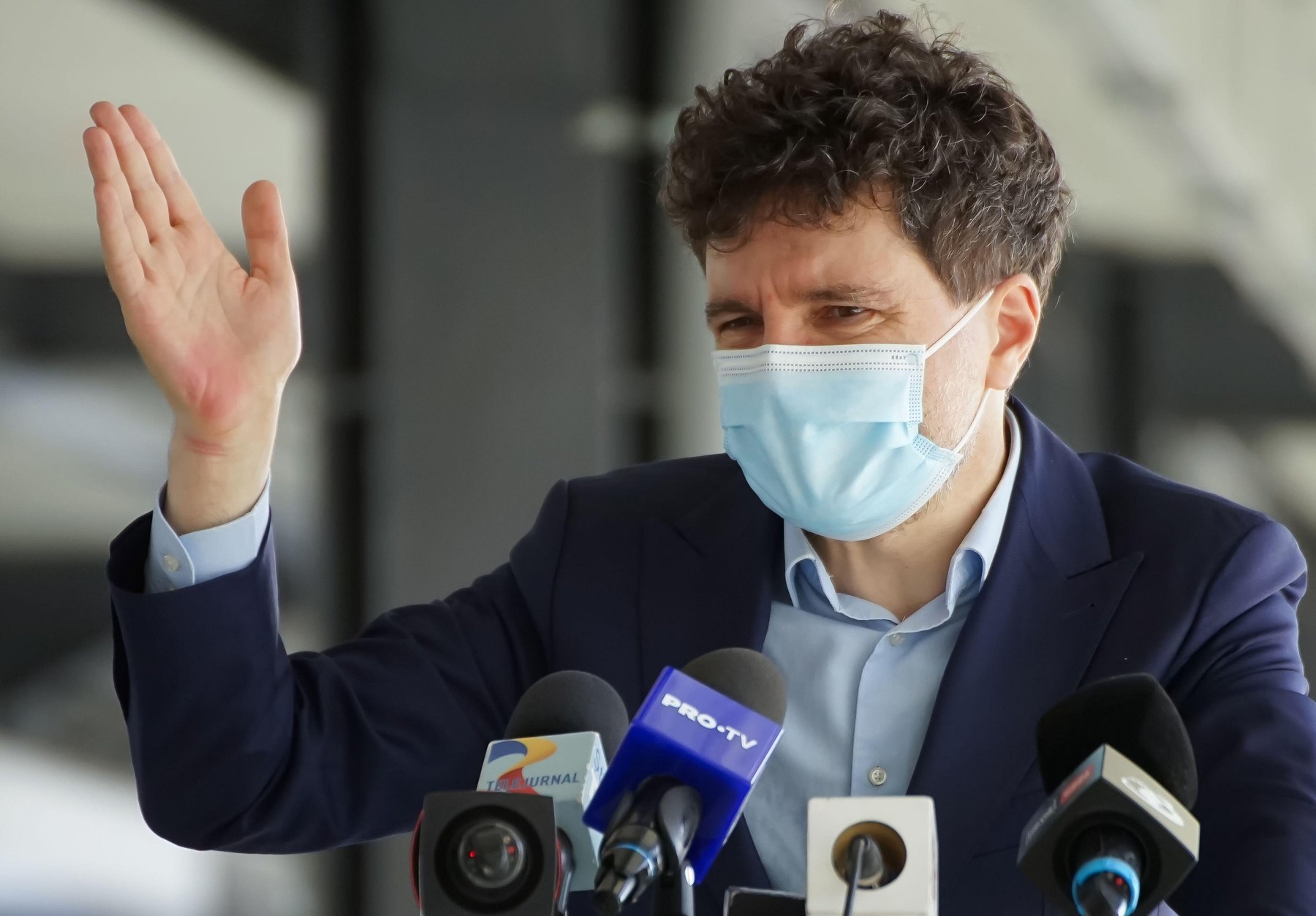 Nicușor Dan are de îndeplinit o listă de obiective în următoarele 6 luni, dacă mai vrea sprijinul PNL
