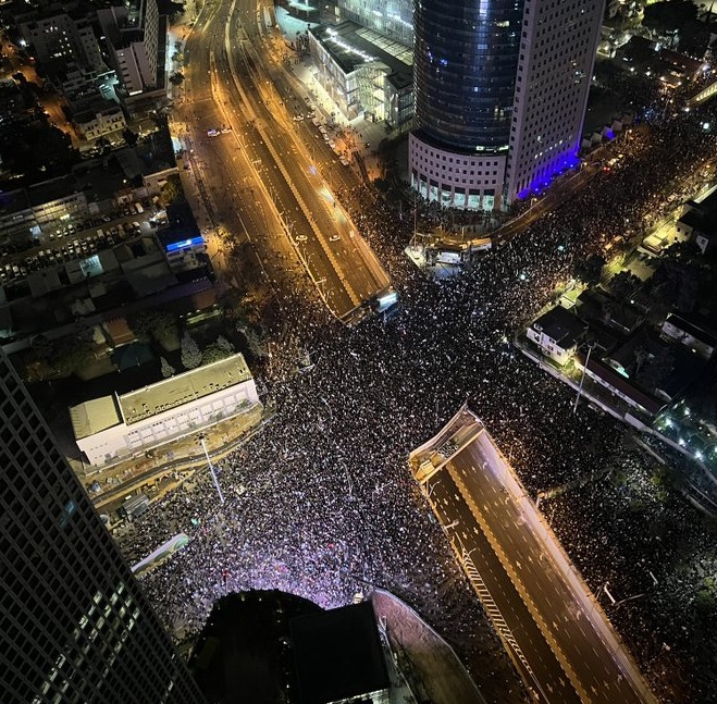 120.000 de oameni au protestat față de guvernul condus de Benjamin Netanyahu