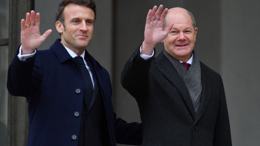 Preşedintele francez Emmanuel Macron şi cancelarul german Olaf Scholz