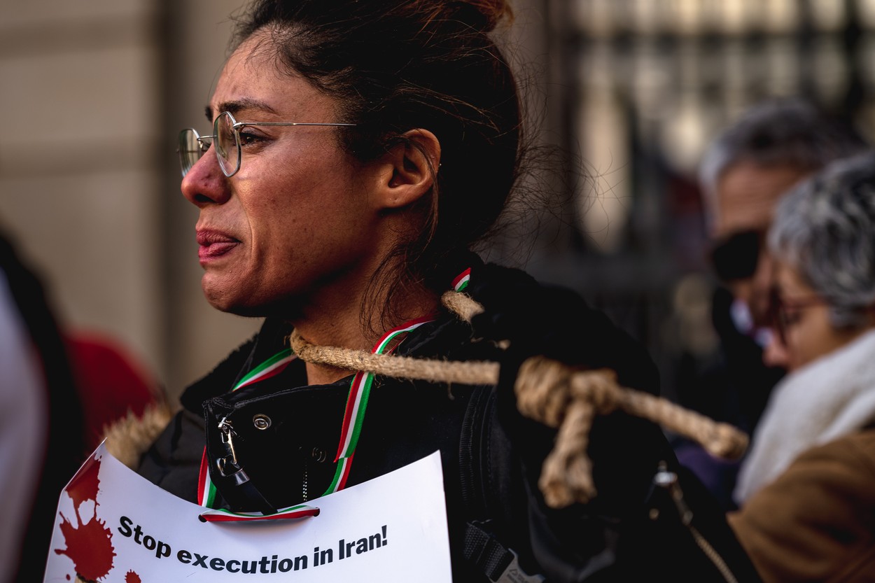 Trei jurnaliste au fost arestate în Iran. De la începutul protestelor, aproape 80 de reprezentanți mass-media au fost reținuți