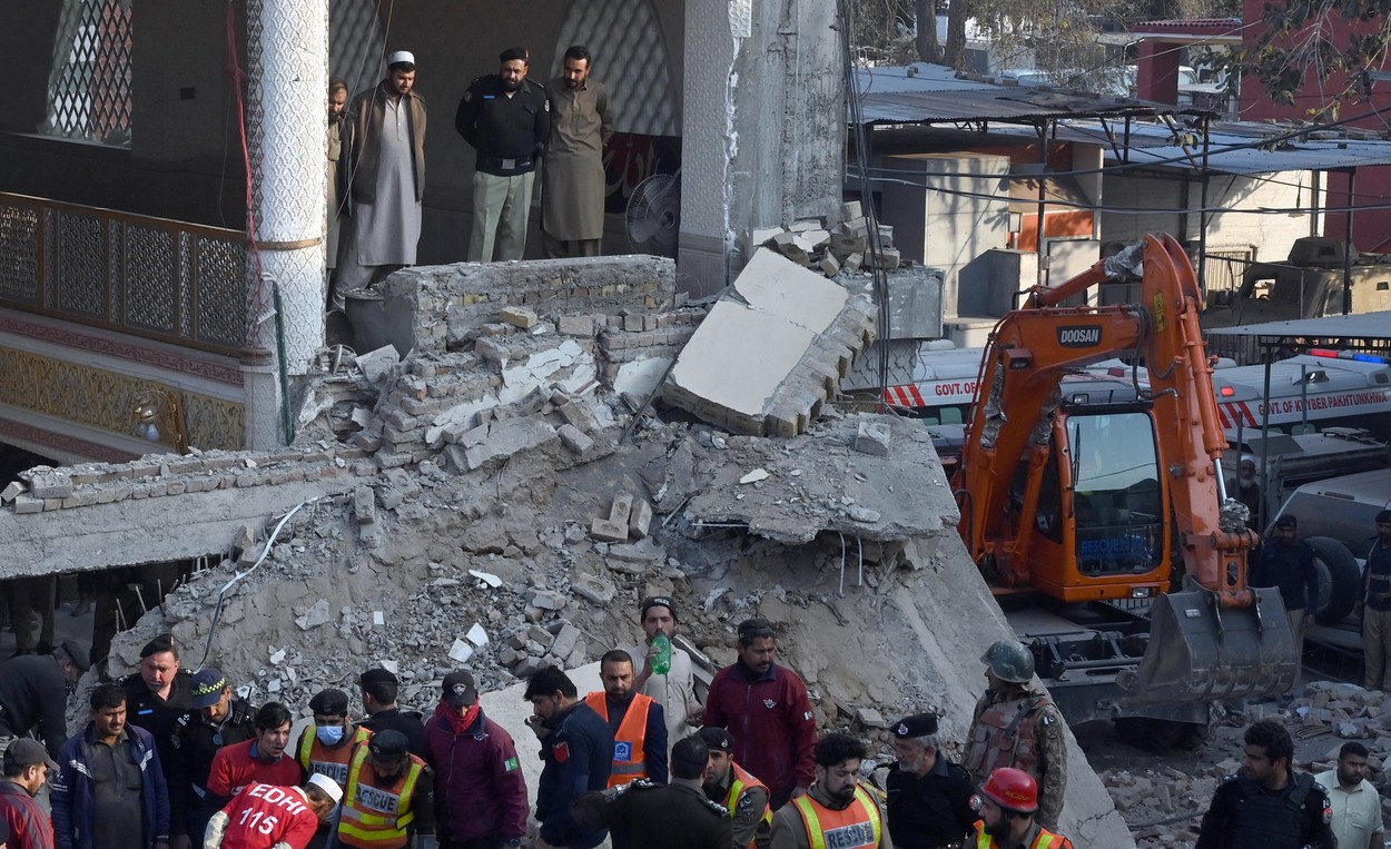 Bilanţul atentatului din Pakistan a urcat la 92 de morţi şi peste 100 de răniţi. Mărturiile unui supravieţuitor