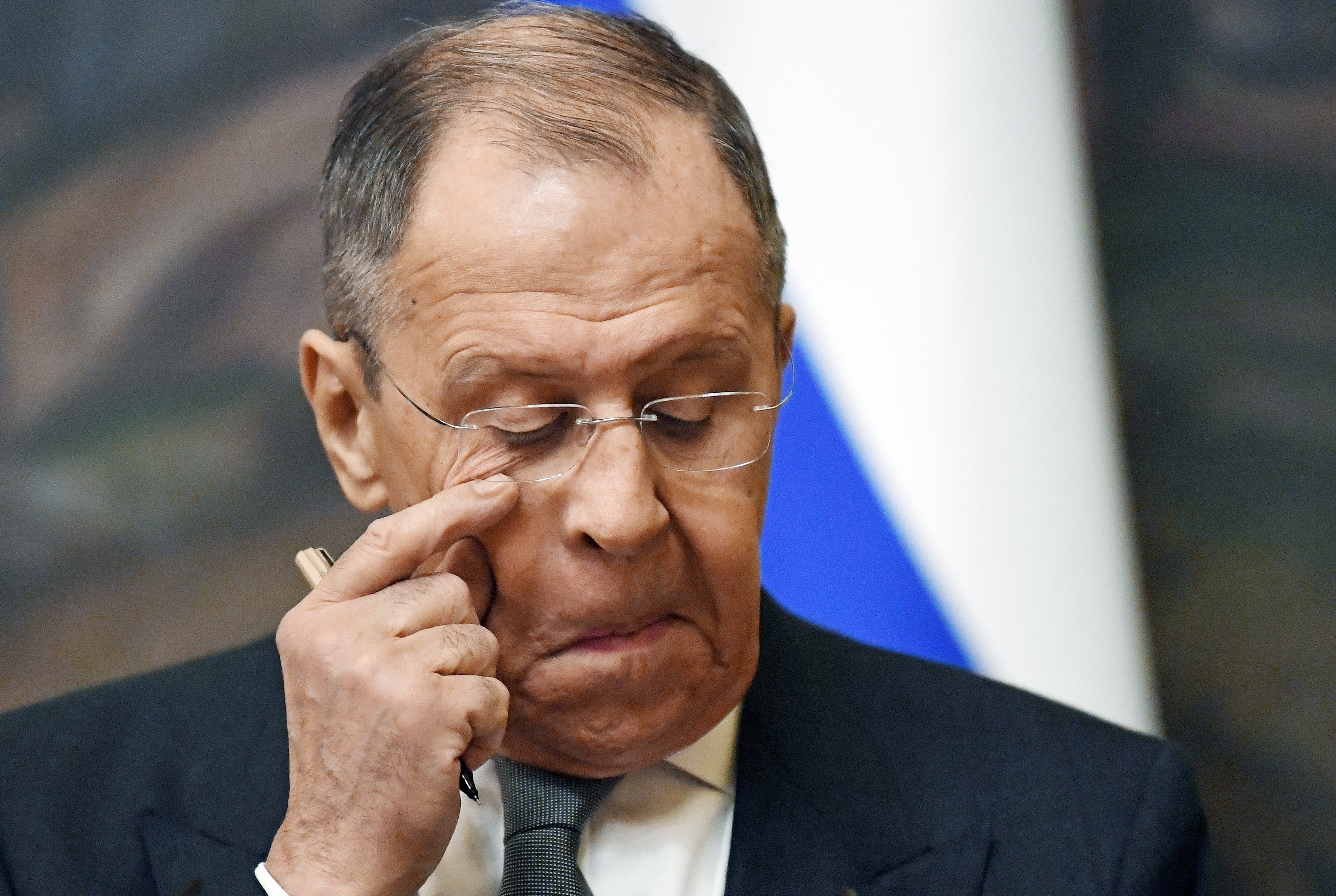 Lavrov îl laudă pe Trump, dar îi critică pe liderii europeni: Vorbesc de armistițiu, dar trimit arme Ucrainei
