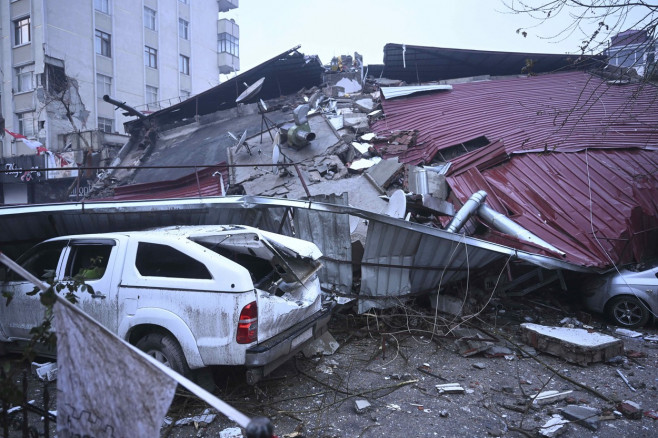 1 rescued under rubble after 27 hours of 7.7 magnitude Kahramanmaras earthquake