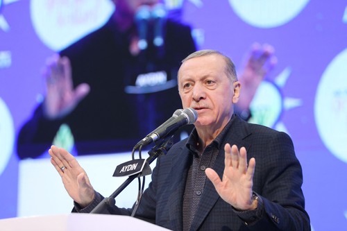 Erdogan spune că Turcia este pregătită să găzduiască un summit pentru pace între Rusia și Ucraina
