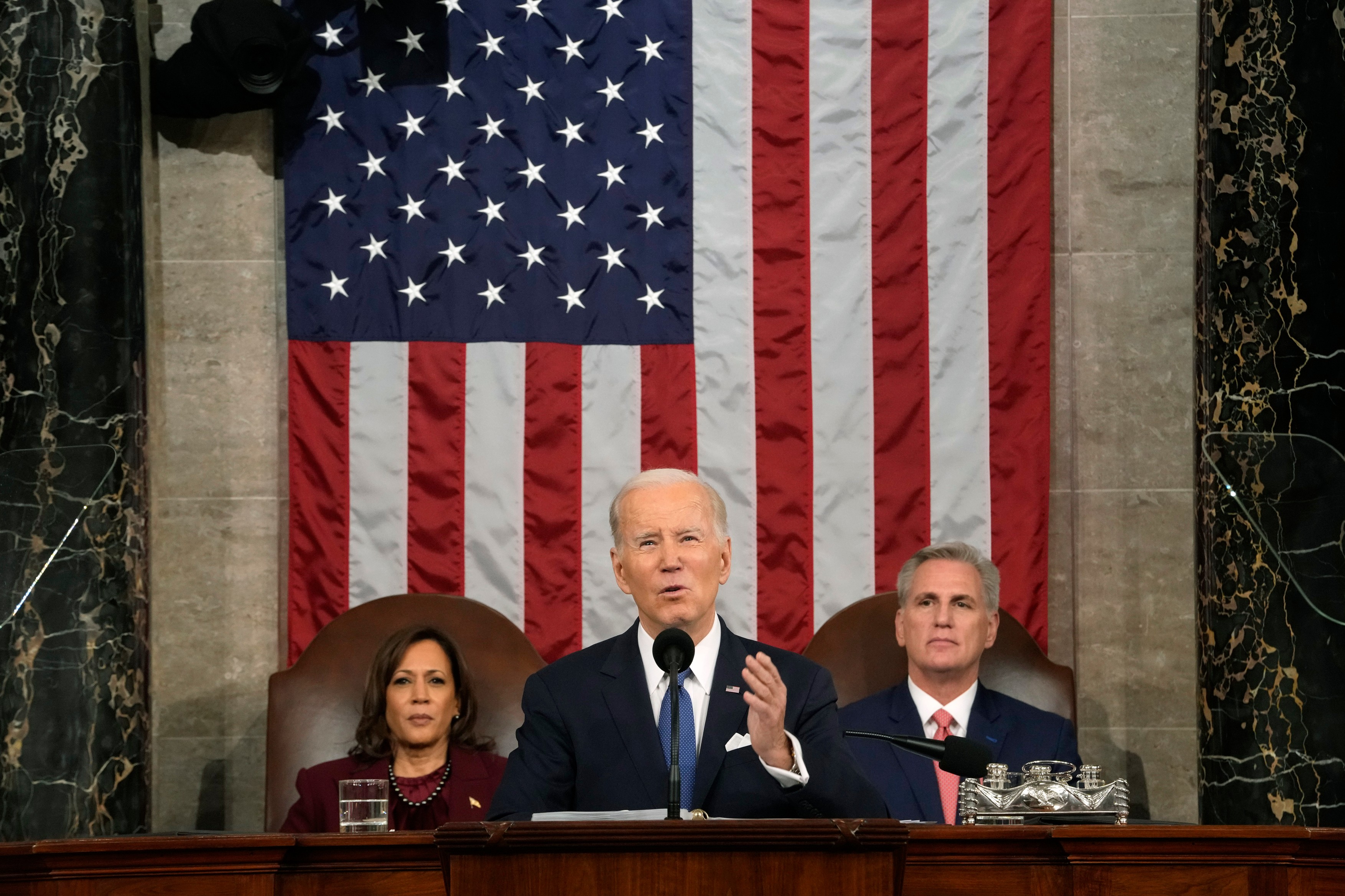 Biden a fost huiduit de republicani la discursul despre Starea Uniunii, deși a încercat să adopte un ton conciliant față de opoziție