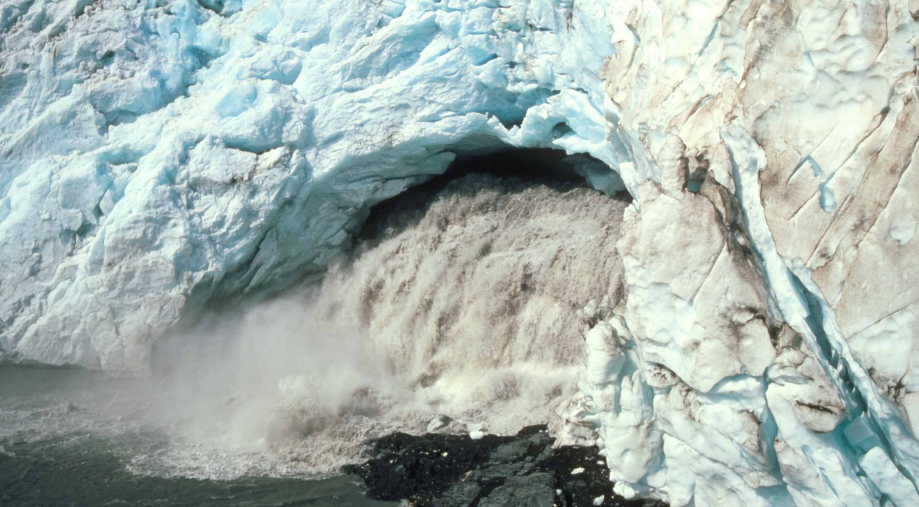 Un „tsunami pe uscat”: Revărsarea catastrofică a lacurilor glaciare amenință viețile a 15 milioane de oameni