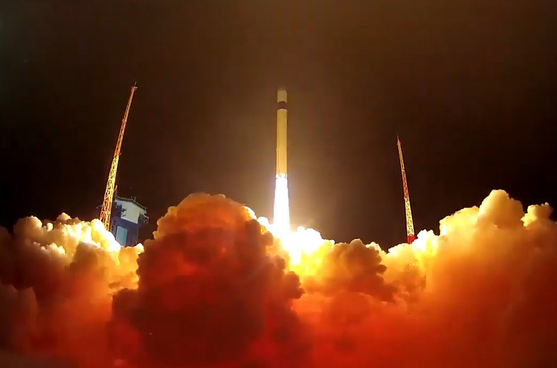 rusia lansare sateliți