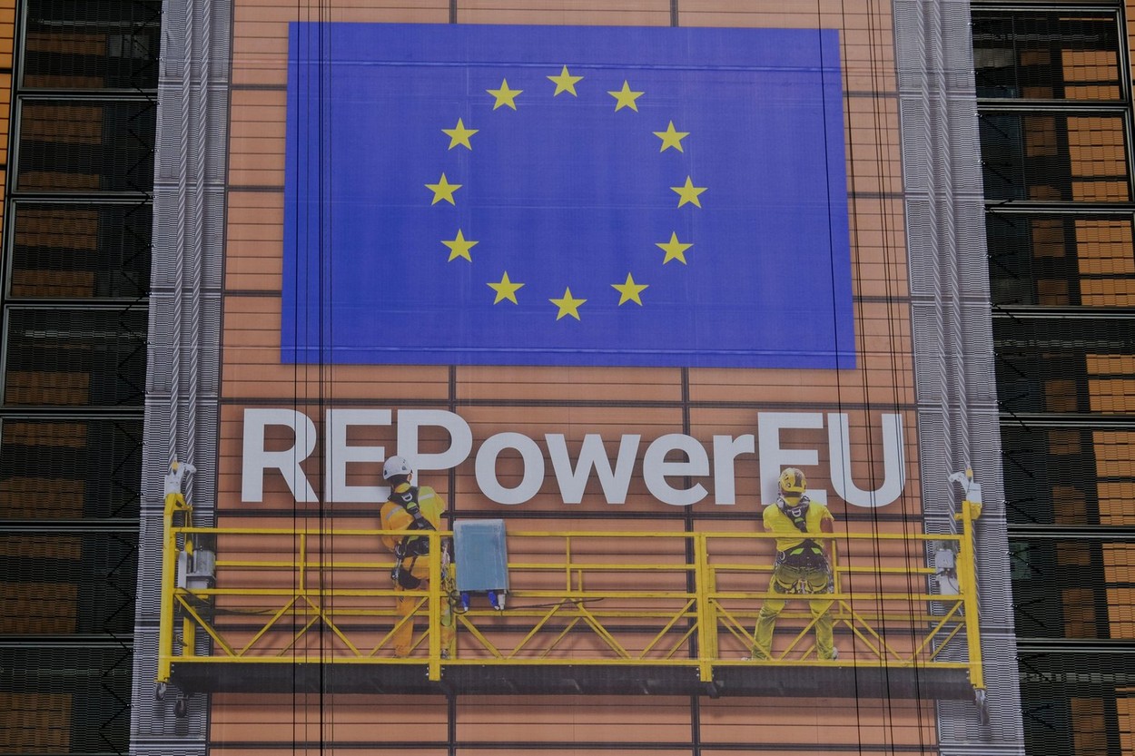 România cere Comisiei Europene modificarea PNRR-ului şi adăugarea unui nou capitol privind REPowerEU