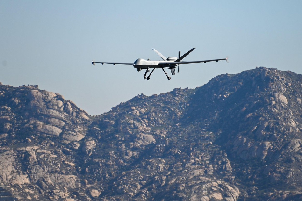 O companie americană vinde Ucrainei două drone performante la preţul simbolic de un dolar