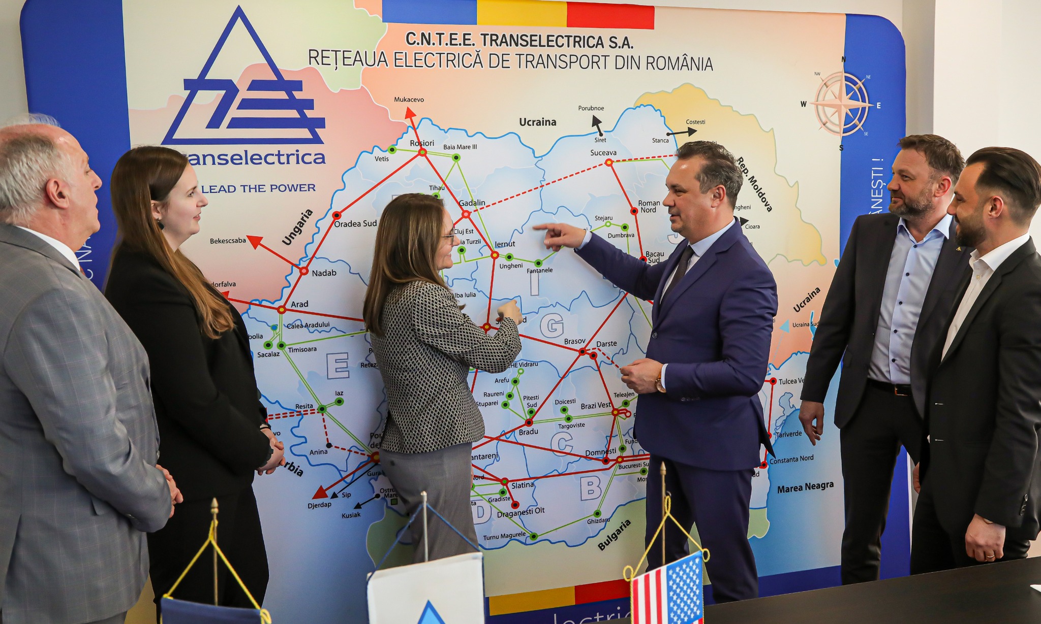 Guvernul american va ajuta Transelectrica să se apere de atacuri cibernetice