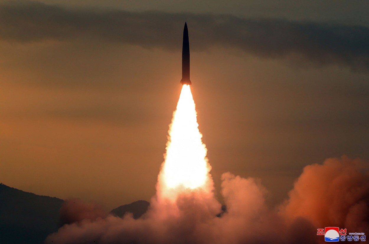 NATO cere Rusiei să respecte tratatul START și să-și reducă armamentul nuclear