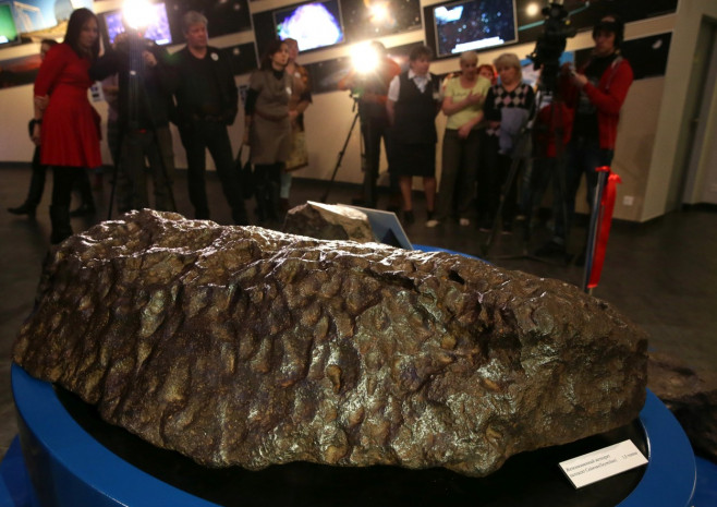 Chelyabinsk Meteorite fragments on display in Moscow Planetarium