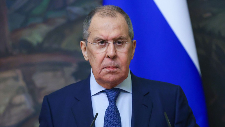 serghei lavrov la o conferinta de presa