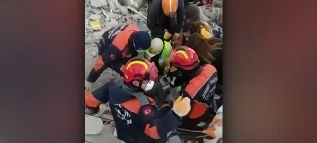 O mamă, copiii ei și o bătrână au fost salvați în Turcia la 9 zile după cutremur. Salvatorii folosesc o tehnologie avansată de la NASA