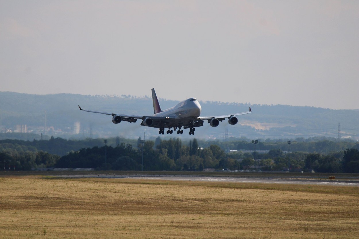 Povestea avionului nou-nouț comandat de un prinț saudit, dar care a ajuns la fier vechi după doar 30 de ore de zbor