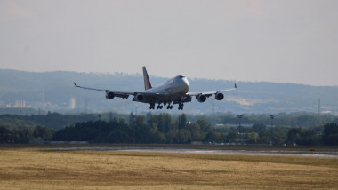 Avion Boeing 747-8.