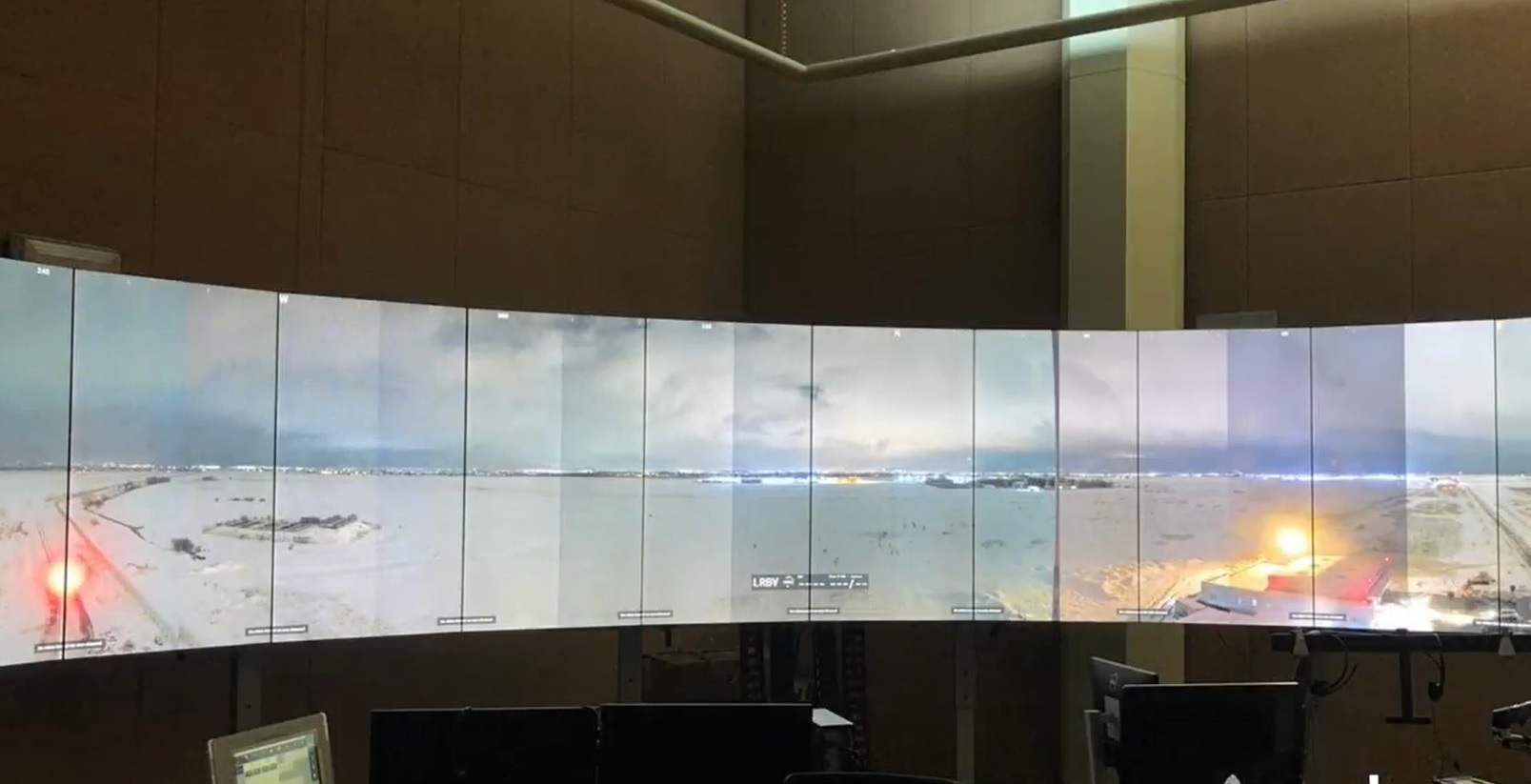 VIDEO Primul turn virtual de control al zborurilor din România, construit pe Aeroportul din Brașov. Traficul va fi dirijat din Arad