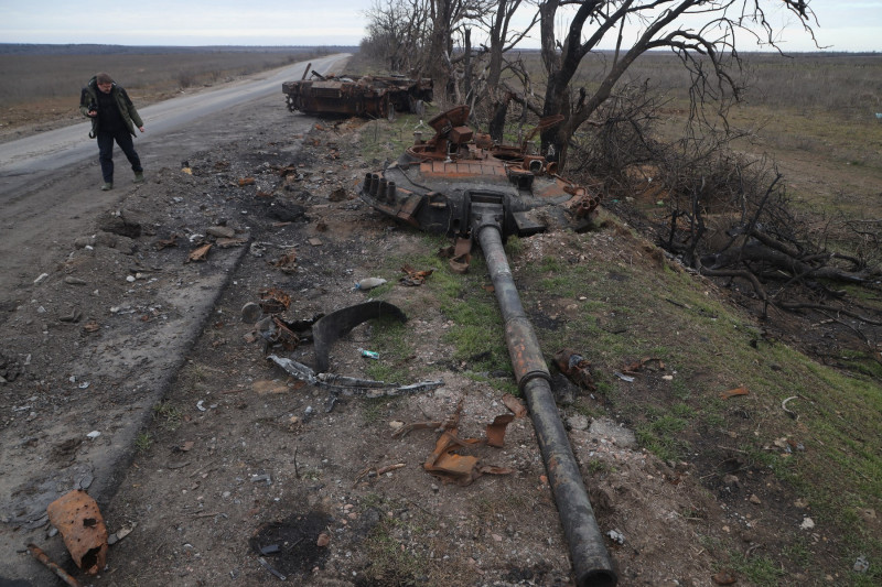 razboi ucraina tanc distrus drum