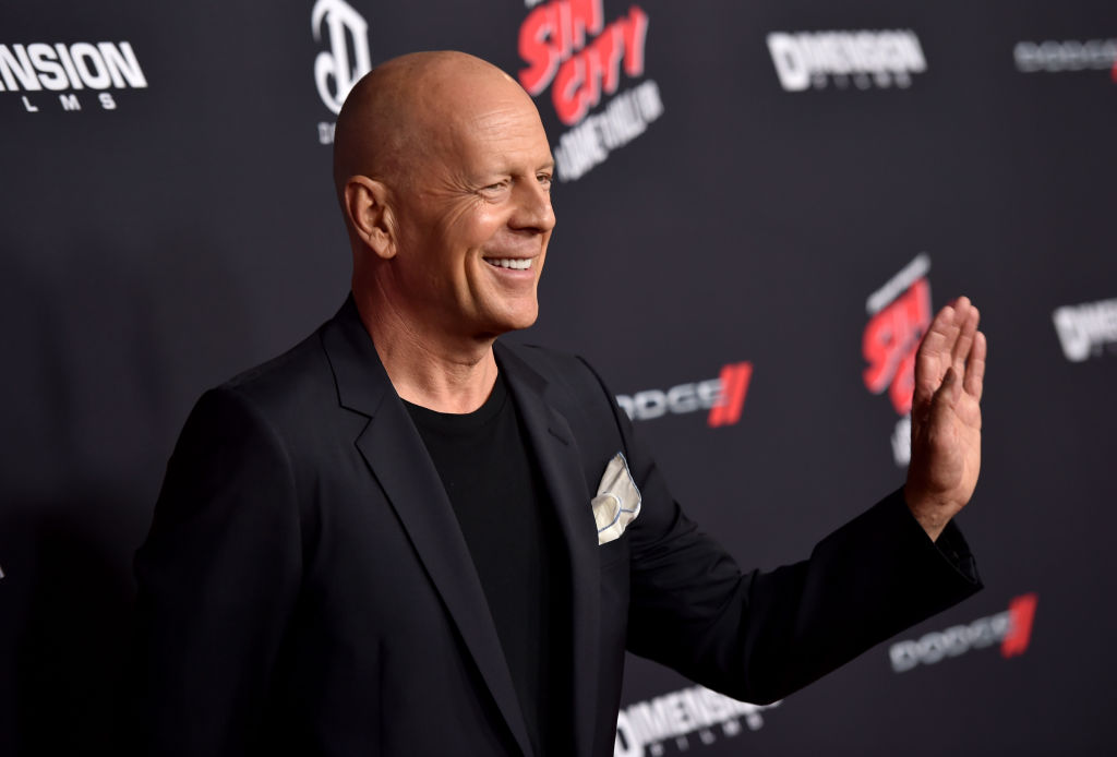 Ce este și cum se manifestă demența frontotemporală, boala de care suferă Bruce Willis. Nu există tratamente pentru această afecțiune