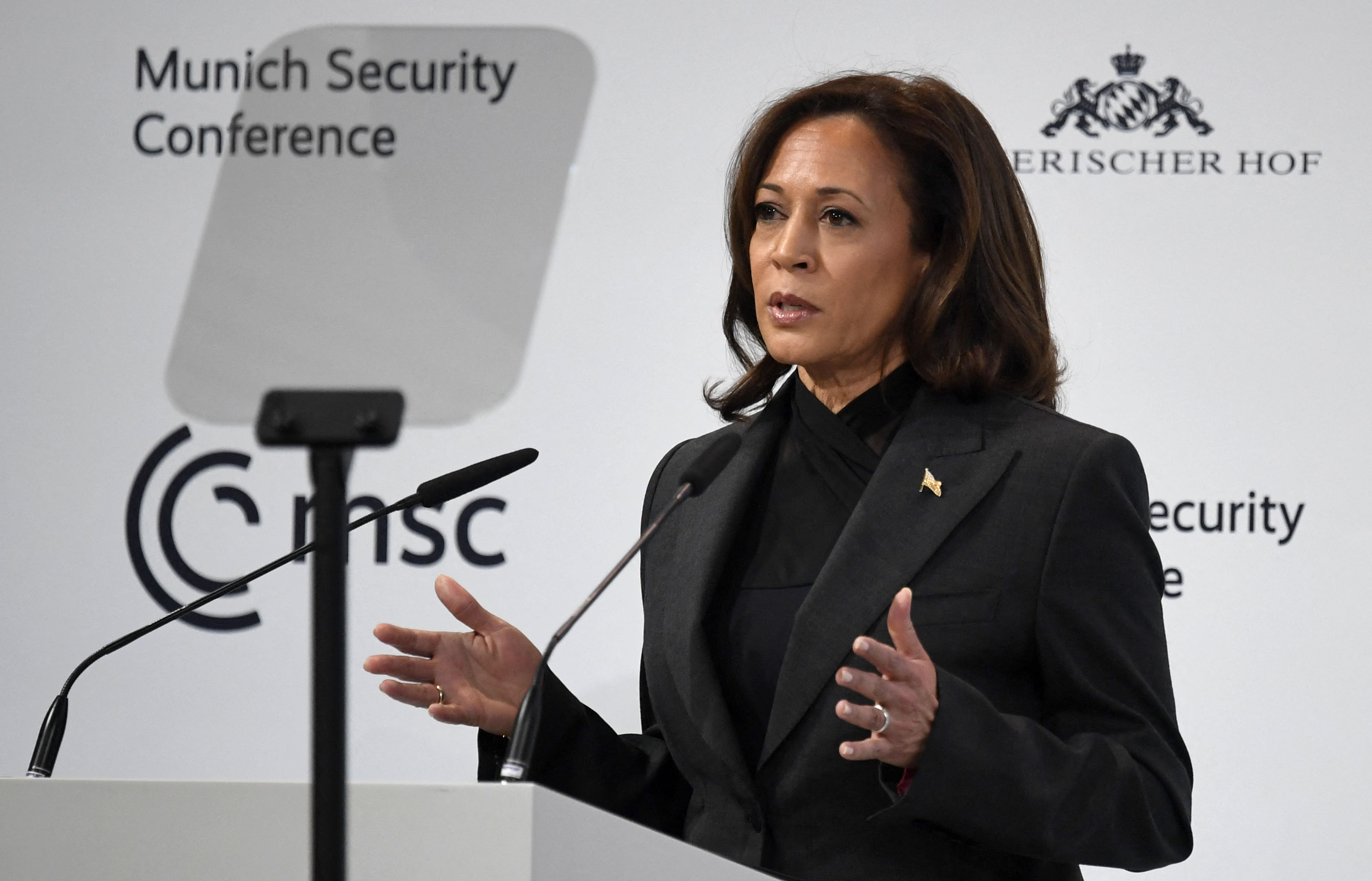 Kamala Harris are asigurată nominalizarea democrată la președinție. Peste jumătate dintre delegați îi susțin candidatura