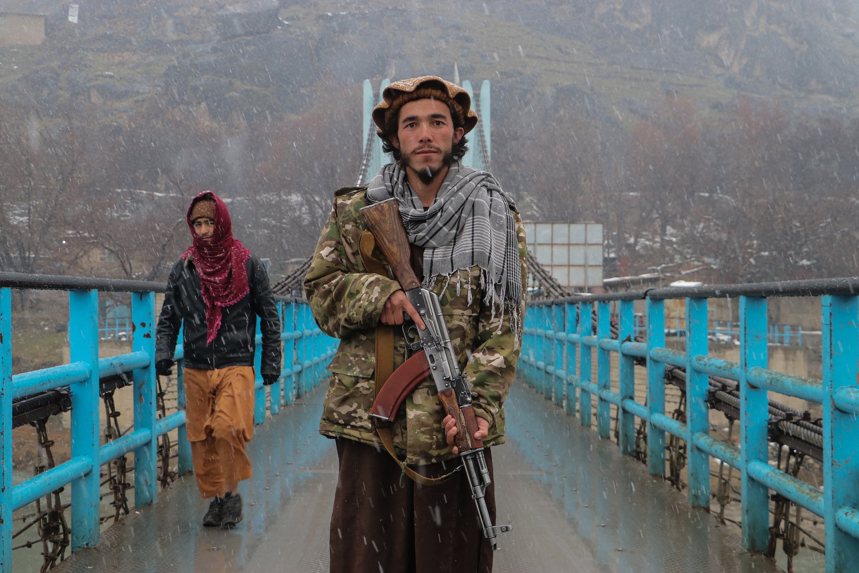 Talibanii vor să transforme fostele baze militare americane în „zone economice speciale”
