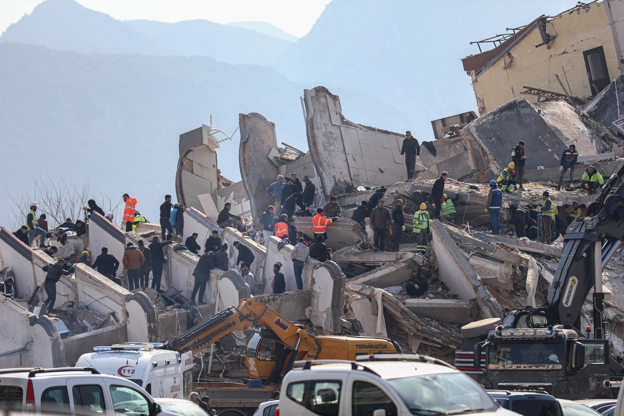 Expert japonez explică dezastrul din Turcia: ”Astfel de seisme se produc o dată la 1000 de ani”