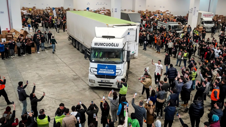 Camion cu ajutoare ajuns în Turcia după cutremurele din 6 februarie 2023
