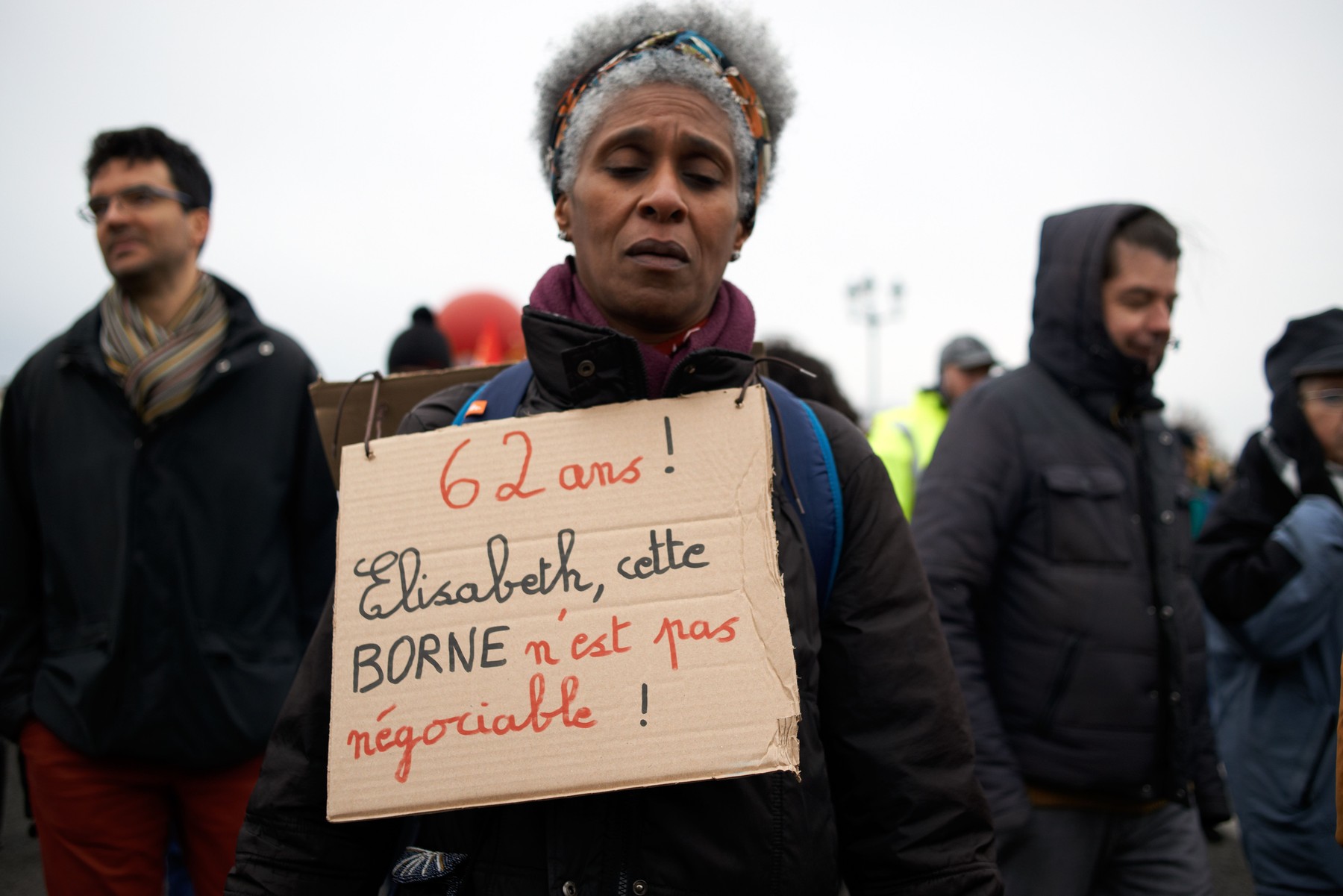 Noi proteste masive au loc în Franța față de reforma pensiilor