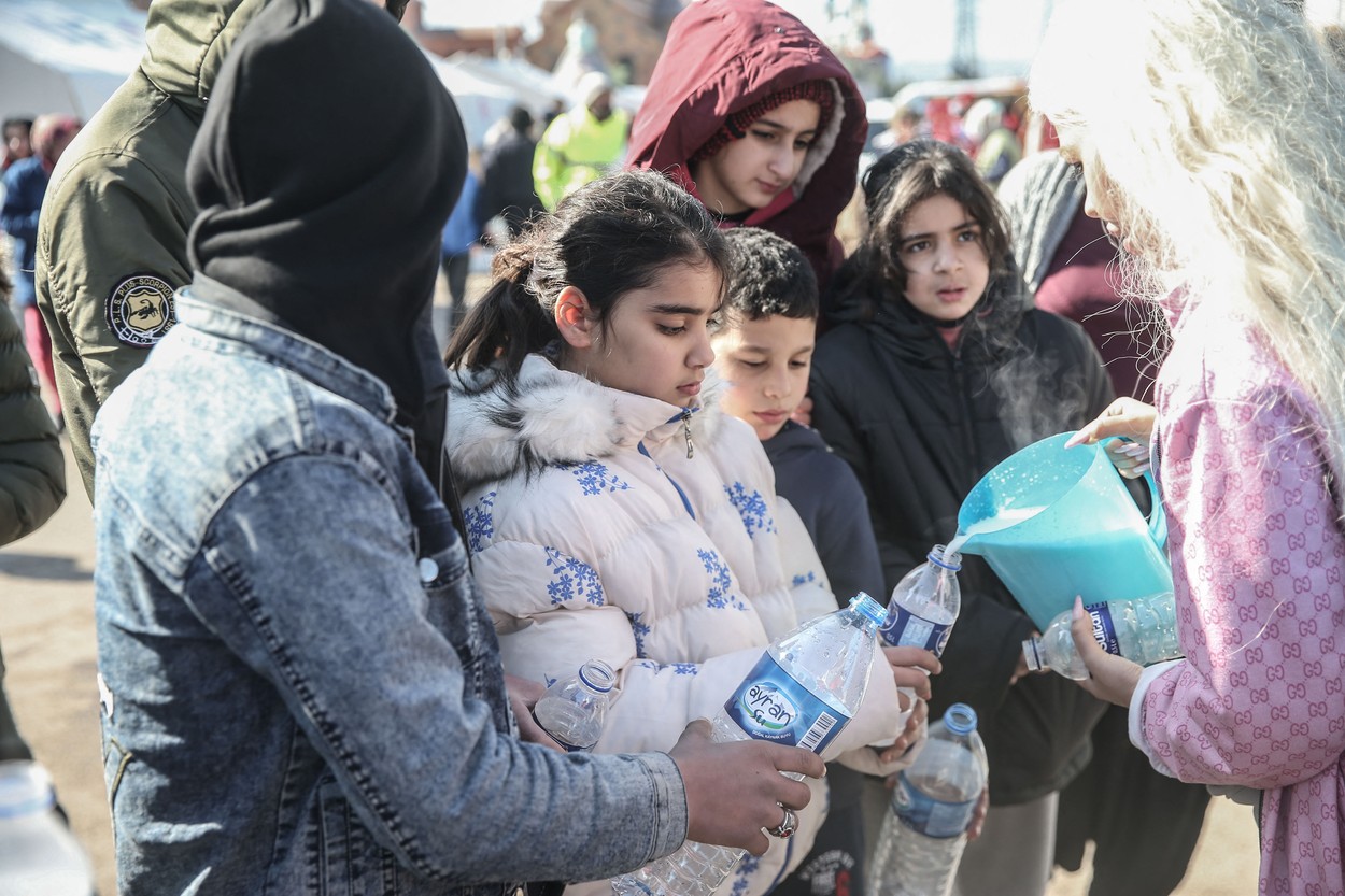 Criză umanitară imensă în Turcia și Siria, un milion de oameni au nevoie de ajutor. Peste 34.000 de morți în urma cutremurelor