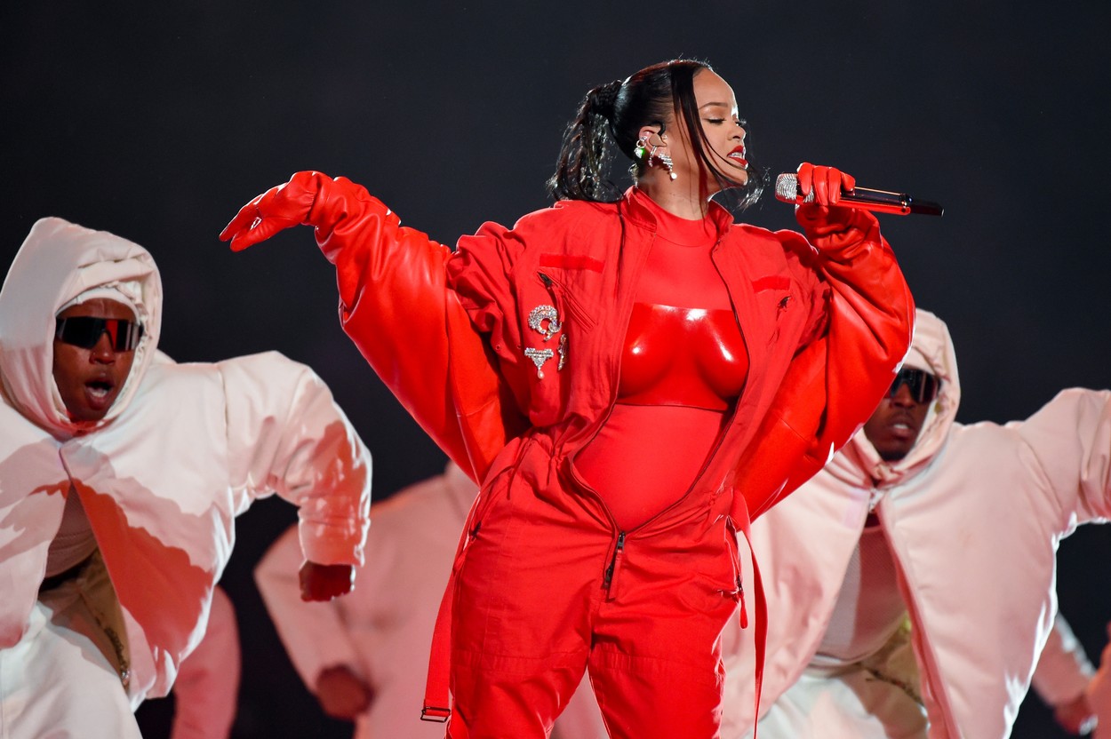 Rihanna este însărcinată cu cel de-al doilea copil