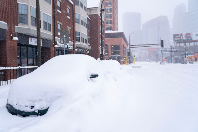 Winter Storm Pounds US