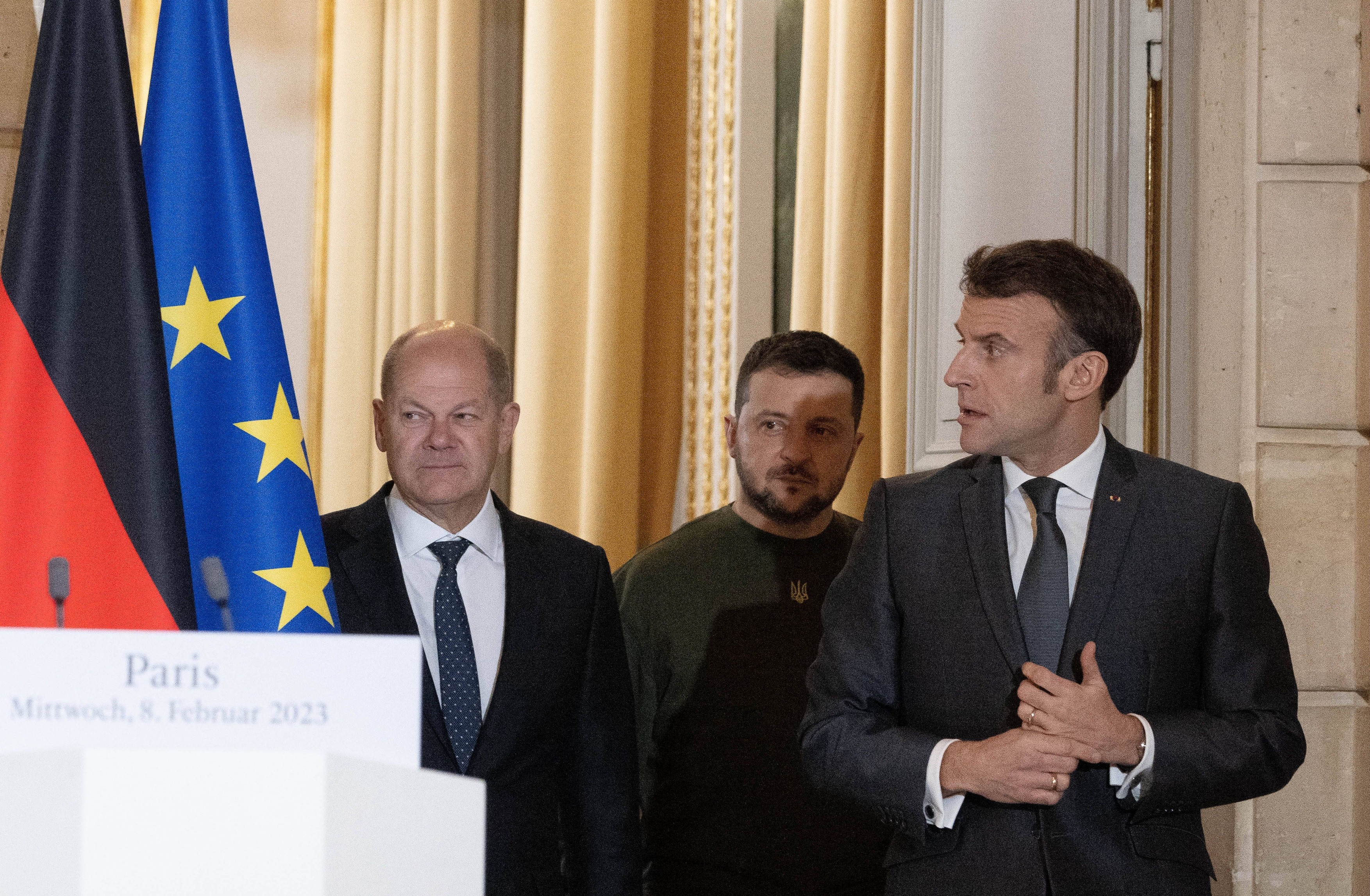WSJ: Germania, Franţa şi Marea Britanie vor să propună Ucrainei un pact de securitate pentru a încuraja începerea negocierilor de pace